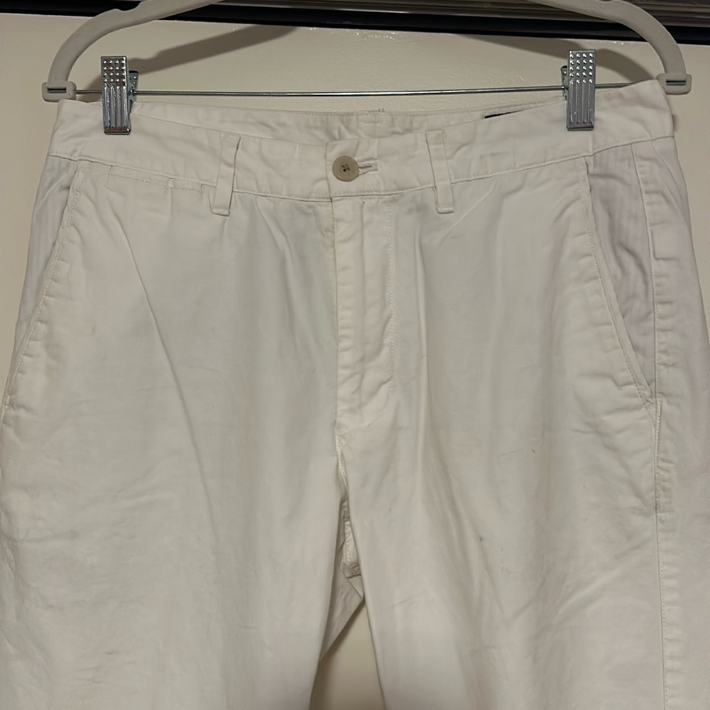 Bonobos Chinos in white